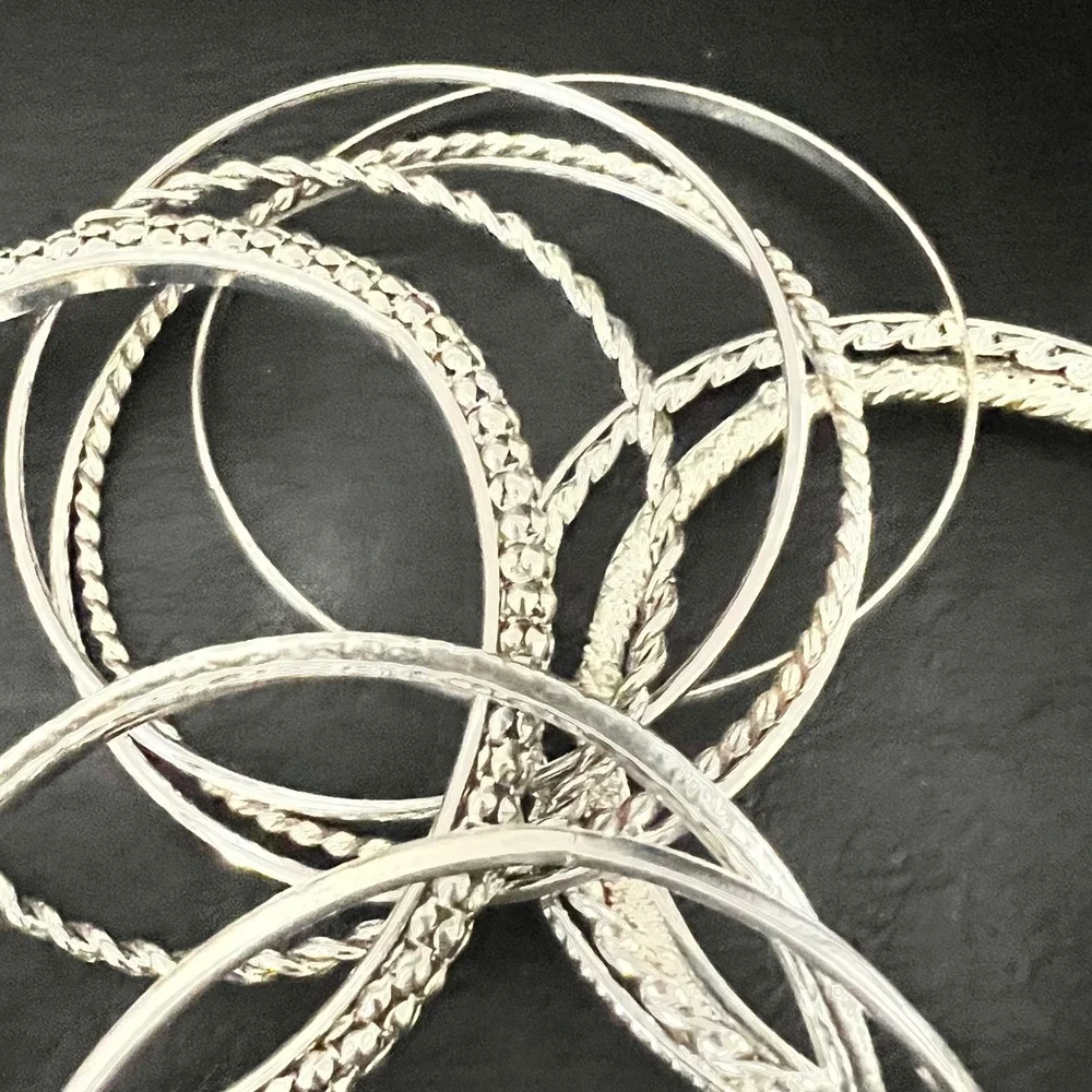 12 Vintage-Now Silver Tone‎ Textured Stackable Bangle Bracelet Set  7-8 Indie